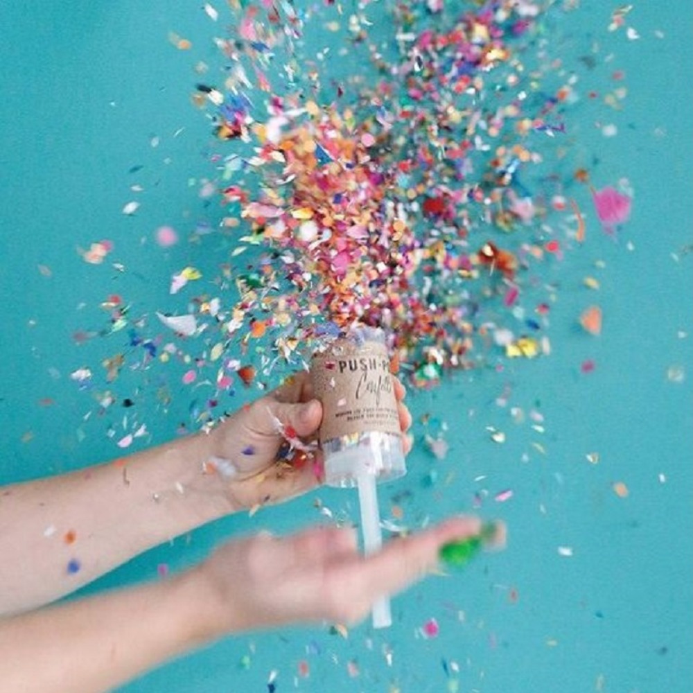 Round 1Pcs Bridal Shower Anniv - Confetti Cannon Tube のレビューと価格