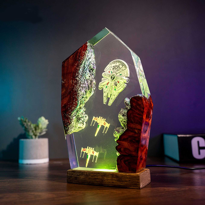 Table Resin Lamp Universe War  - Eve Party のレビューと価格