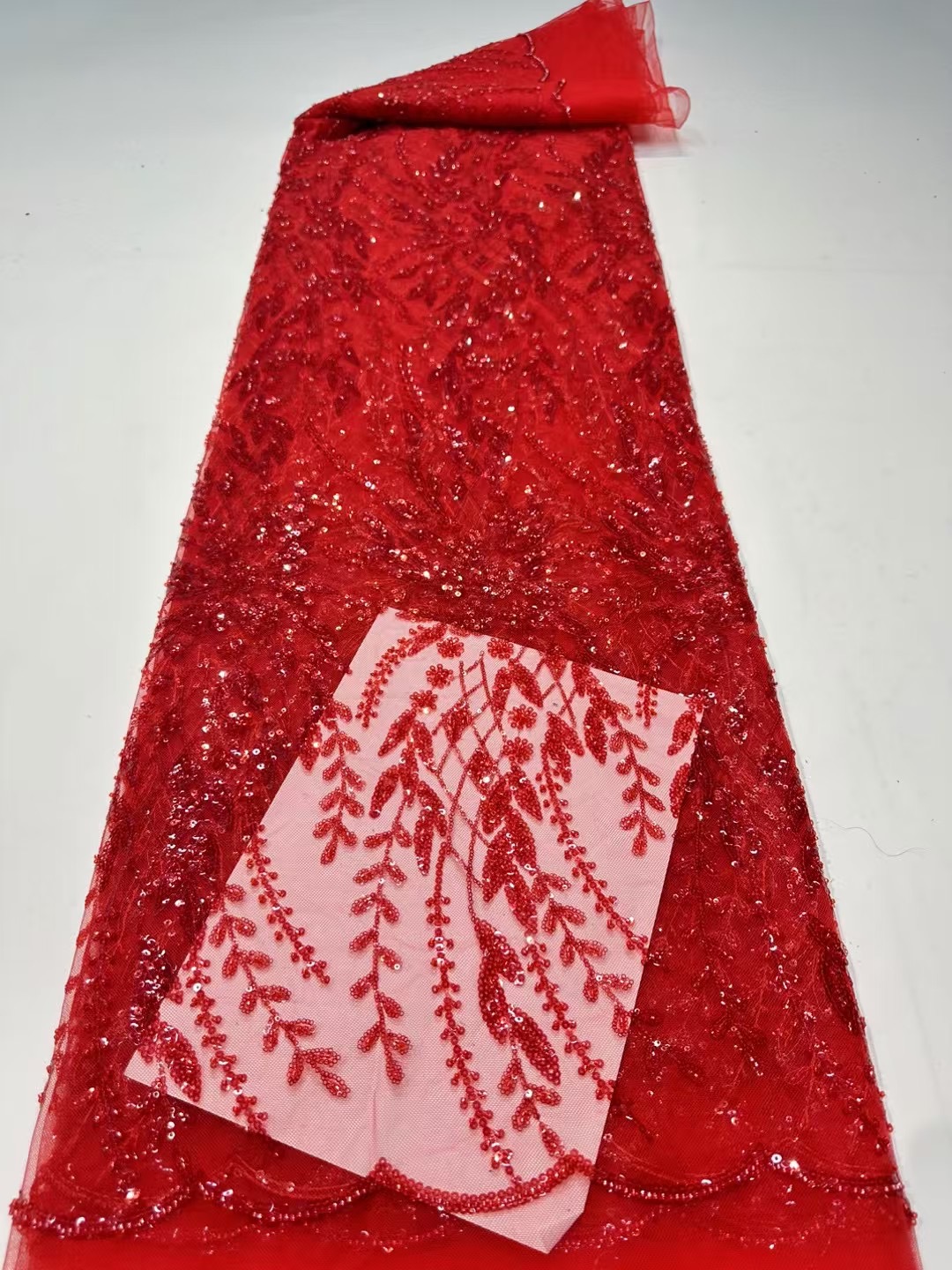 French Lace Fabrics 2026 High  - Glitter Tablecloth のレビューと価格