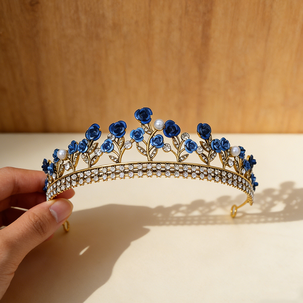 Baroque Crown Wedding Headwear - Event Suppliers のレビューと価格