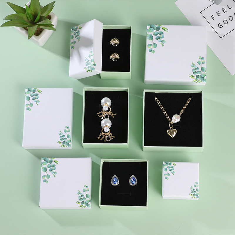 Creative Small Fresh Leaf Jewe - Event Party Shop のレビューと価格
