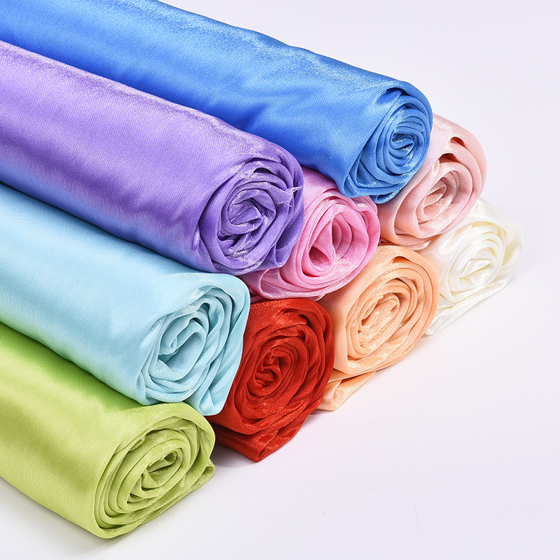 Pearlescent Ice Silk Satin Fab - Event Party のレビューと価格