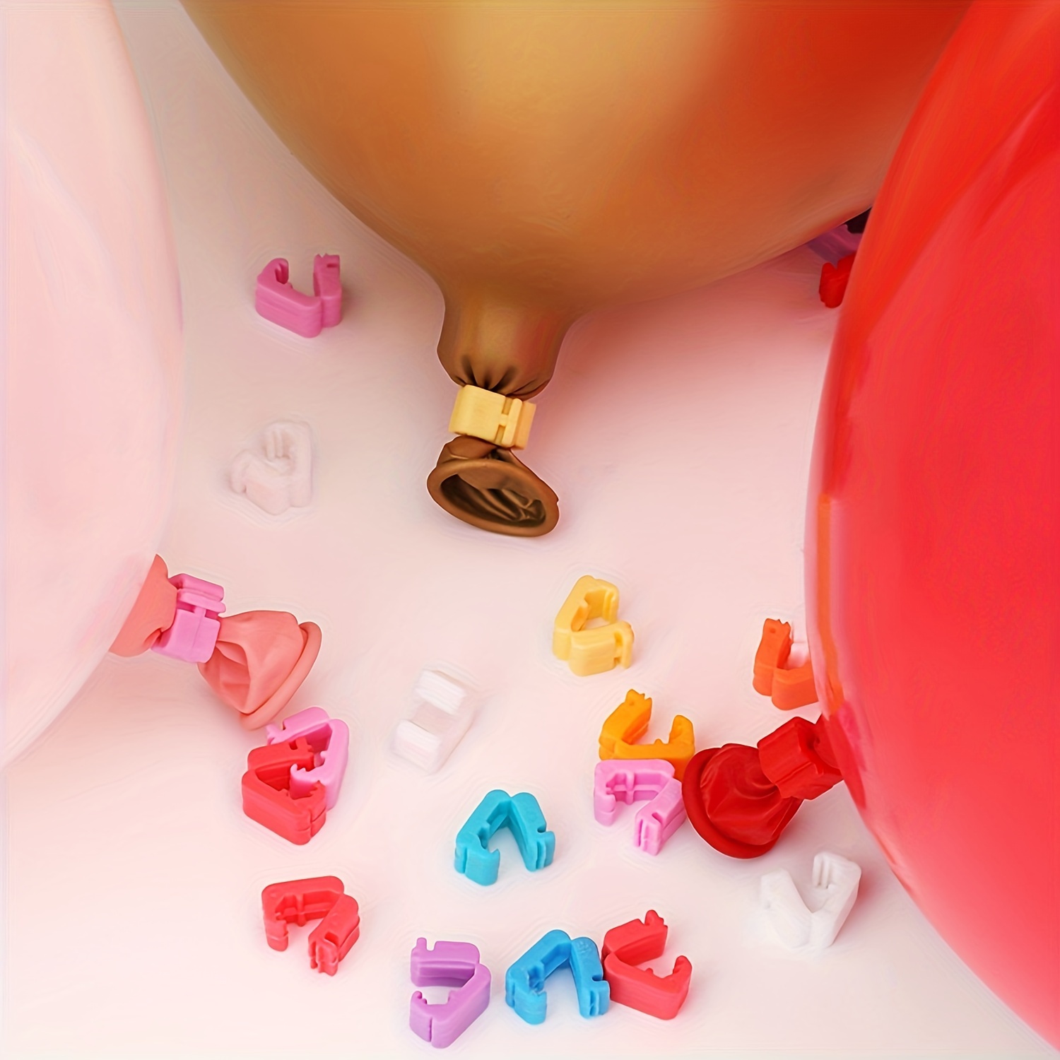 Colorful Plastic Balloon Seali - Balloon Arch Kit のレビューと価格